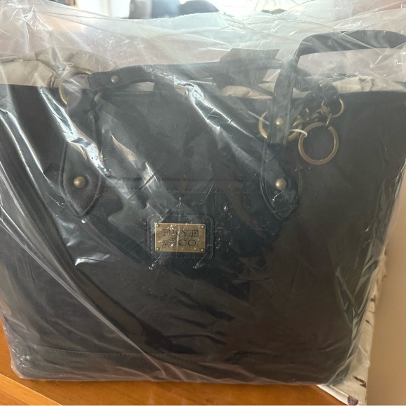 Handbags - Brand New Frye & Co Tote with Gold Hardware-Black